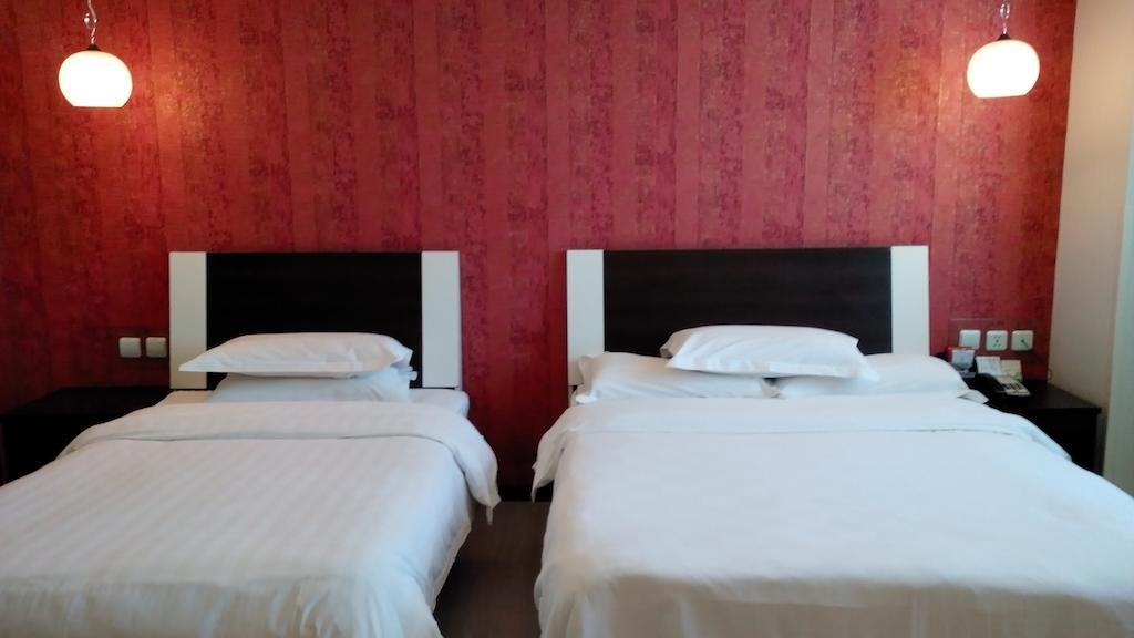 Fairyland Hotel Dongfeng Plaza คุนหมิง ภายนอก รูปภาพ