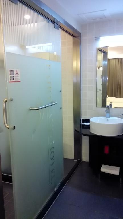 Fairyland Hotel Dongfeng Plaza คุนหมิง ภายนอก รูปภาพ
