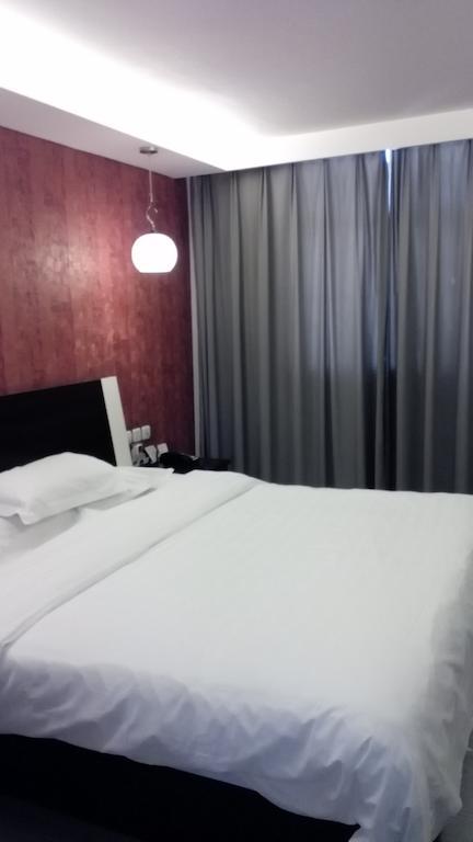 Fairyland Hotel Dongfeng Plaza คุนหมิง ห้อง รูปภาพ