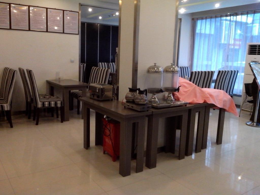 Fairyland Hotel Dongfeng Plaza คุนหมิง ภายนอก รูปภาพ