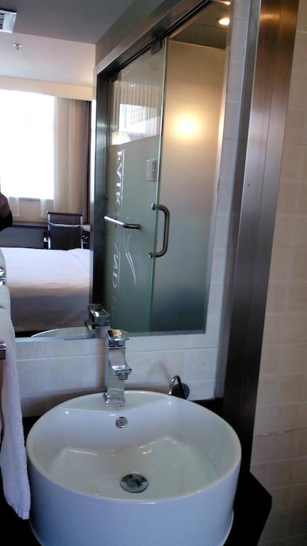 Fairyland Hotel Dongfeng Plaza คุนหมิง ภายนอก รูปภาพ