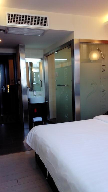 Fairyland Hotel Dongfeng Plaza คุนหมิง ภายนอก รูปภาพ